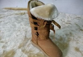 供应2012新款雪地靴5825价格 厂家 图片